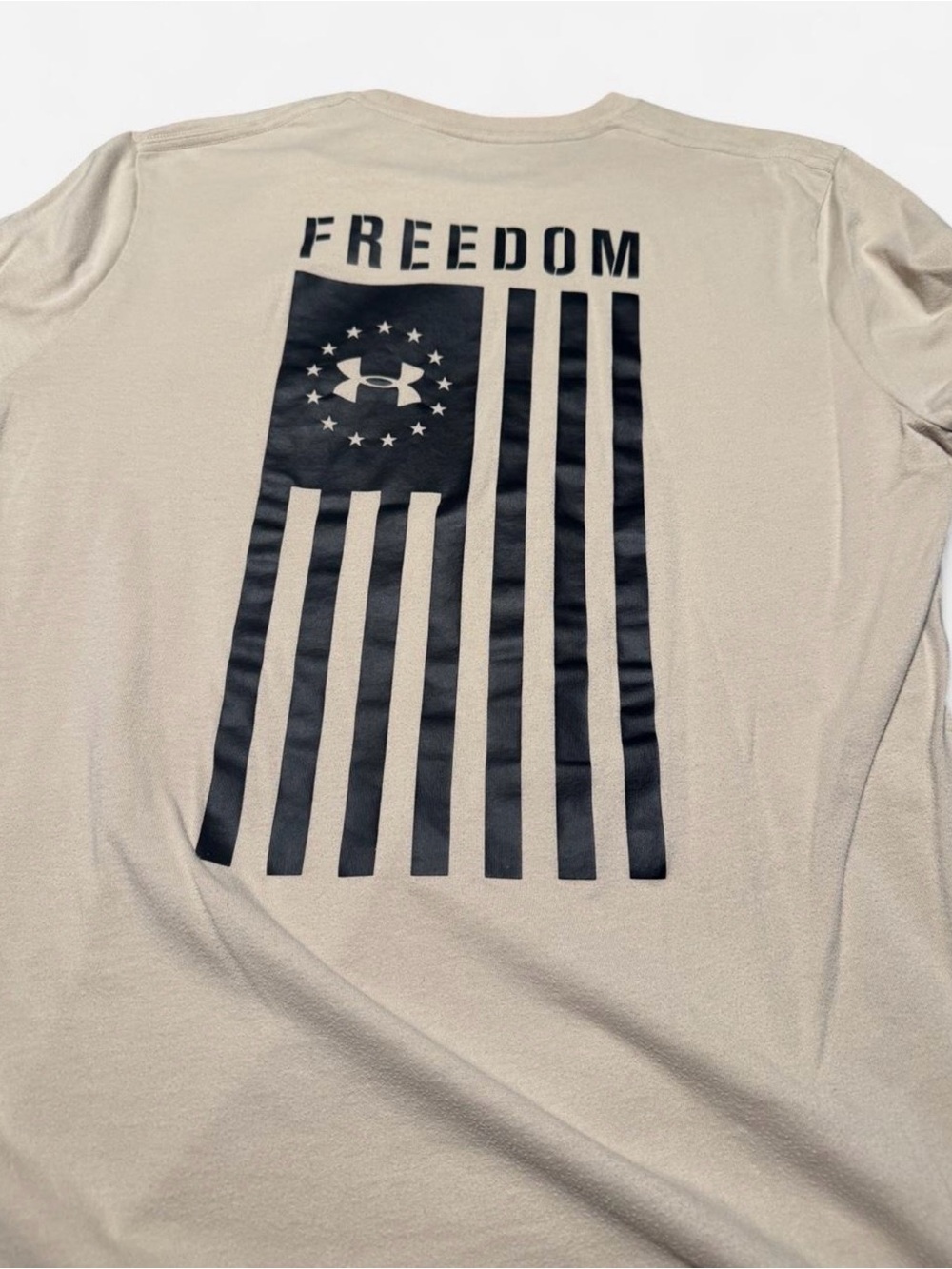 Under Armour Freedom HeatGear American Flag T-Shirt Men's Medium